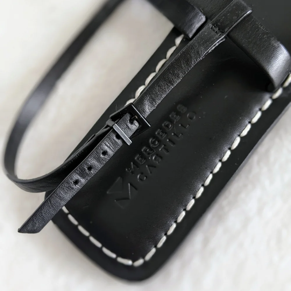 Mercedes Castillo Leather T-Strap Thong Sandal Flat Black Silver EU40 10 NWOB - Picture 12 of 15